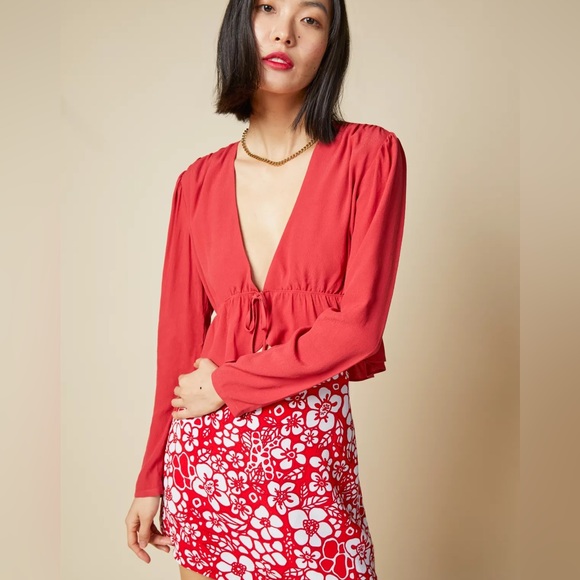 Aritzia Sunday Best Tie-Front blouse size L - Picture 2 of 6